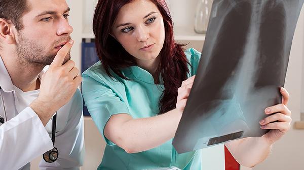 白肺导致的肺纤维化还能治好吗