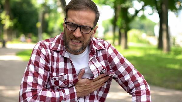 重度肺动脉高压患者如何控制血压升高