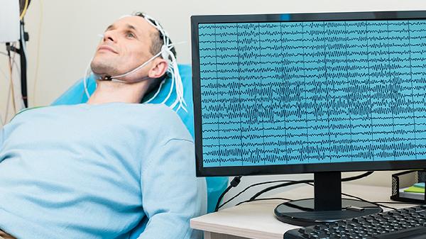 脑外伤引发脑膜炎该怎么治疗