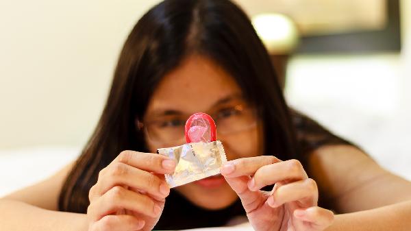 正确使用安全套的步骤和技巧