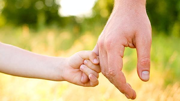 青少年暴力伤害父母会受到法律制裁吗