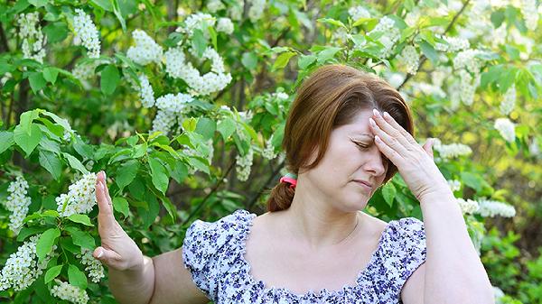 头痛胃部不适想吐怎么快速缓解