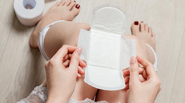 调情会引发月经提前吗