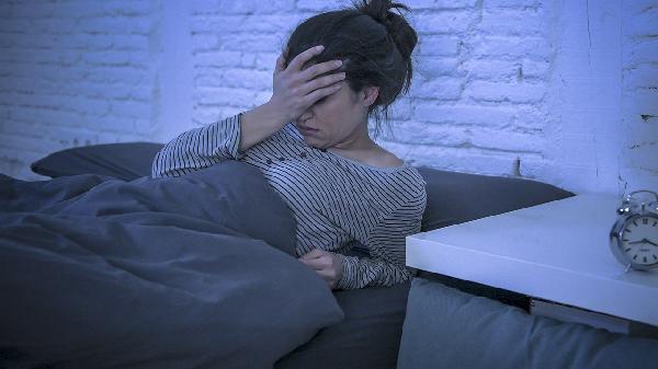 上眼睑无力该挂哪个科室检查治疗