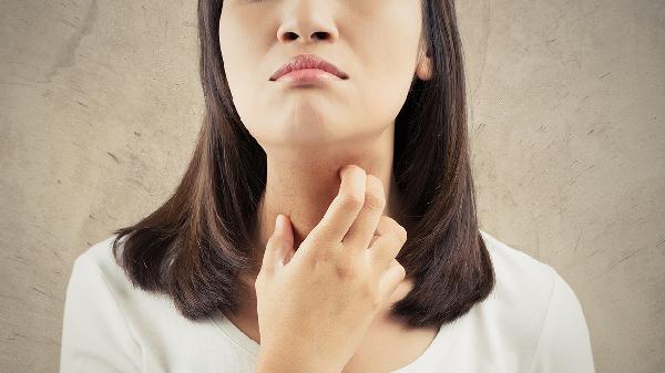 脸部皮肤问题可能跟潮湿有关