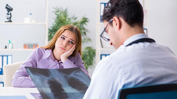 白肺会引发肺纤维化吗