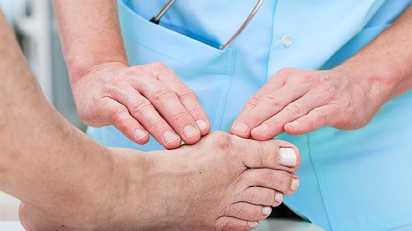 脚底发紫还疼痛可能是什么问题